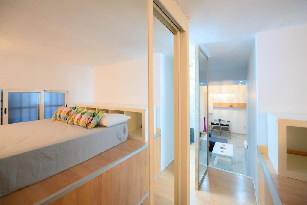 Apartmán Encantador Apartamento Temporal Centrico Con Patio Privado Mpe51 Madrid Exteriér fotografie