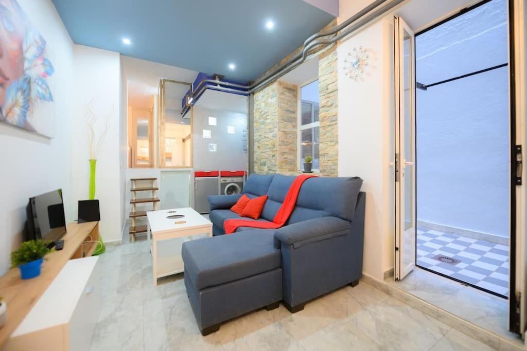 Apartmán Encantador Apartamento Temporal Centrico Con Patio Privado Mpe51 Madrid Exteriér fotografie