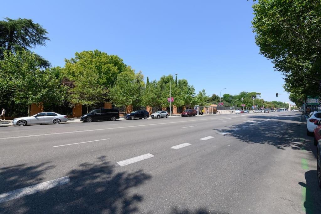 Apartmán Encantador Apartamento Temporal Centrico Con Patio Privado Mpe51 Madrid Exteriér fotografie